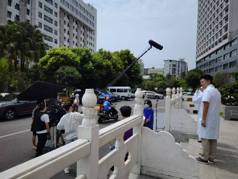 丁青县广告片拍摄公司低成本实现高规格制作的诀窍